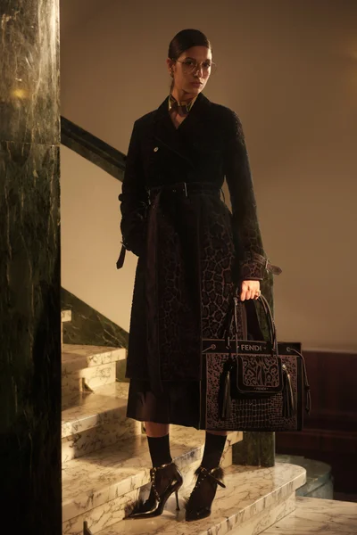Look 22